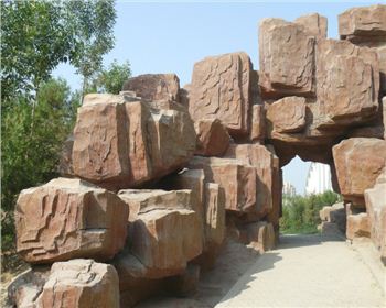 成都仿木涼亭告訴您怎么保證塑石假山的堅(jiān)固